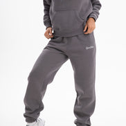 Спортен комплект за нея в графит